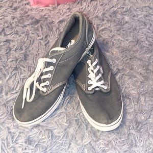 grey tie vans